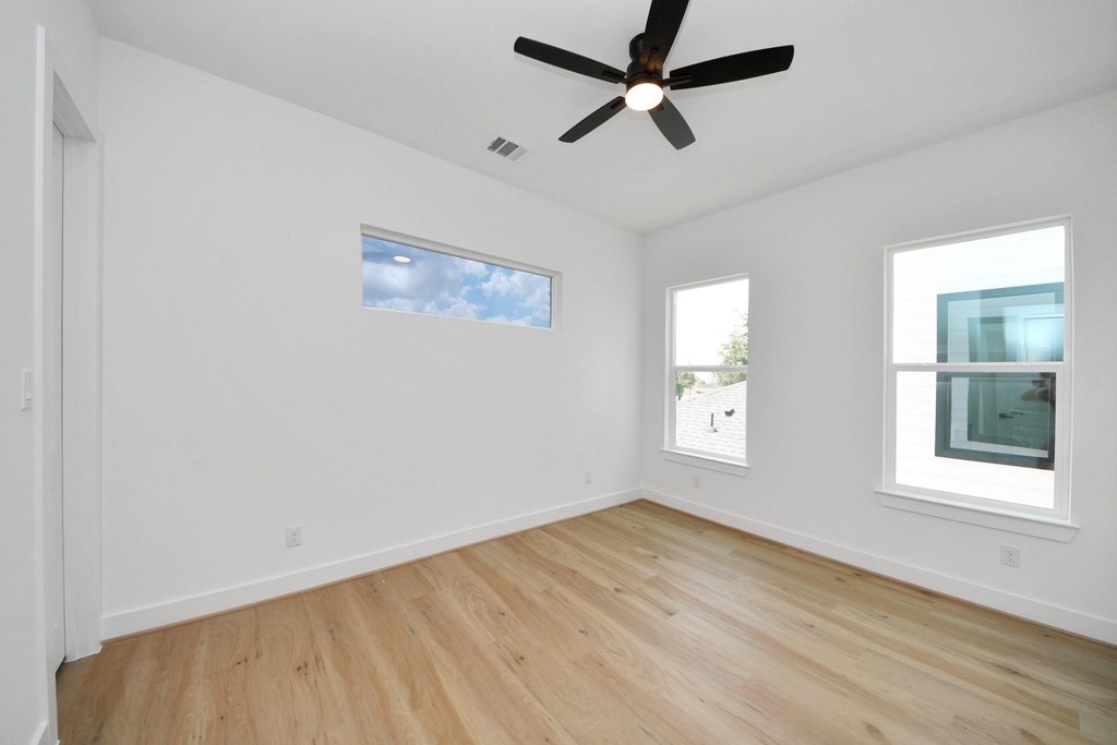 7117 Eastwood Street - Photo 24