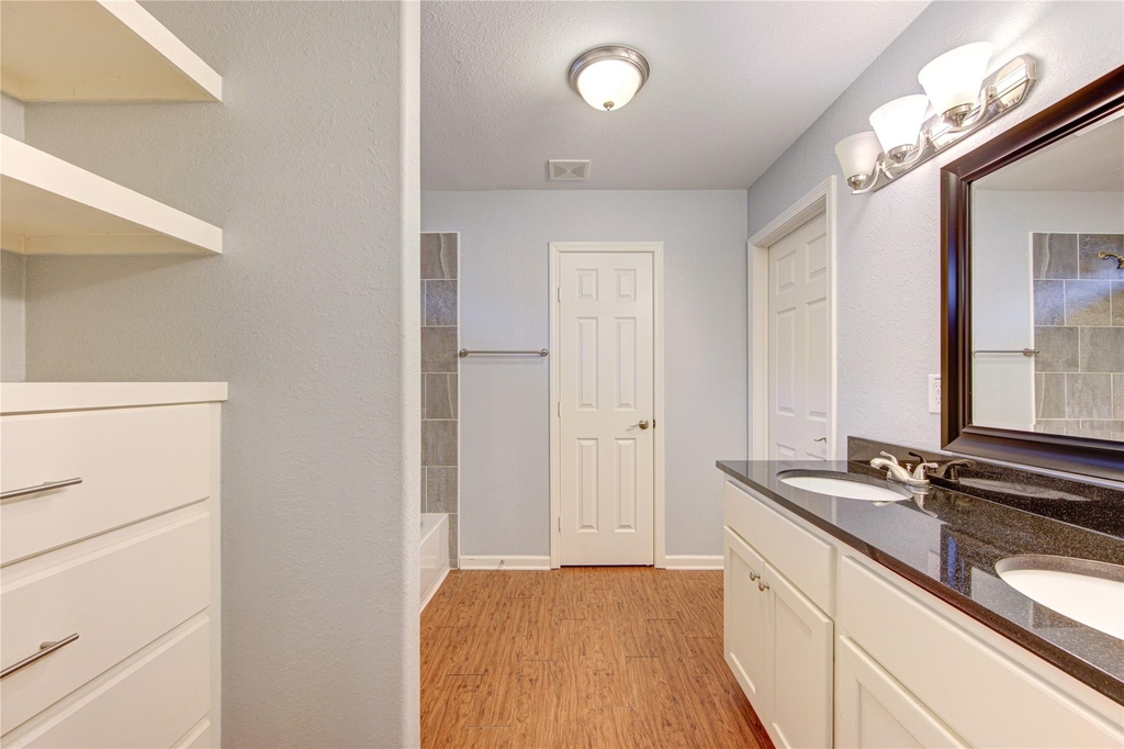 503 W Linney Street - Photo 25