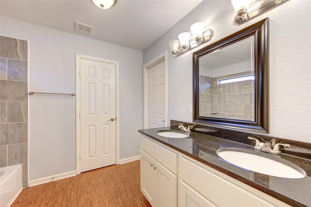 503 W Linney Street - Photo 26