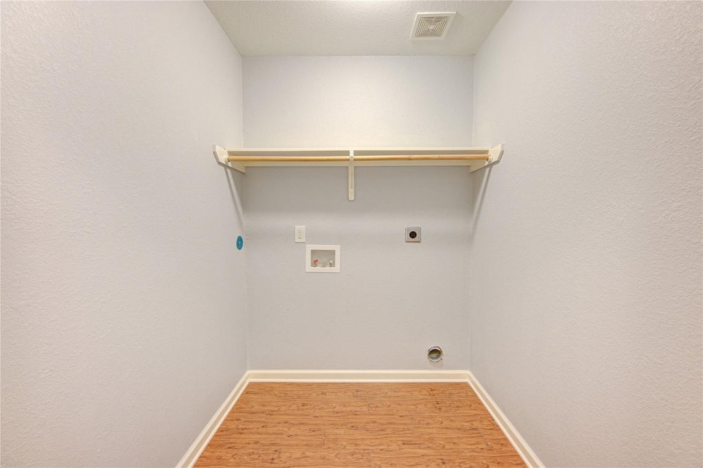 503 W Linney Street - Photo 38