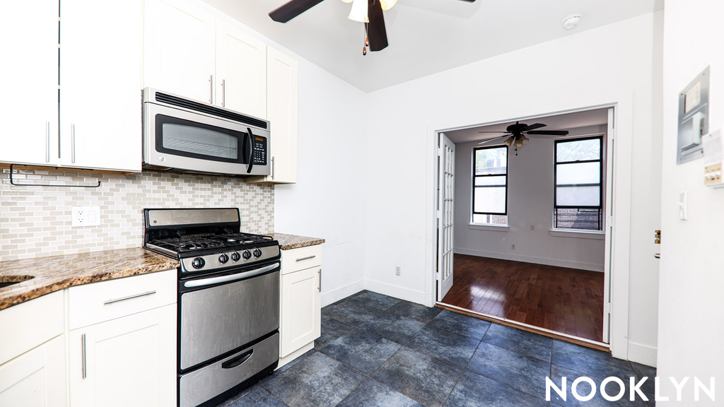 290 Harman St - Photo 9