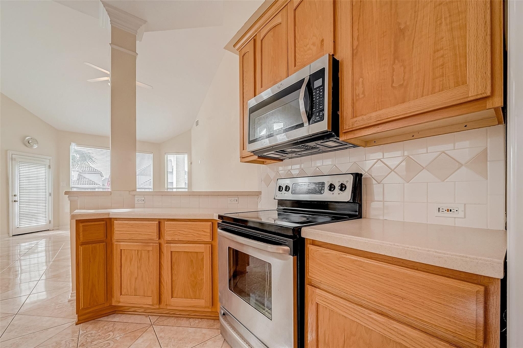 14314 Jaubert Court - Photo 18