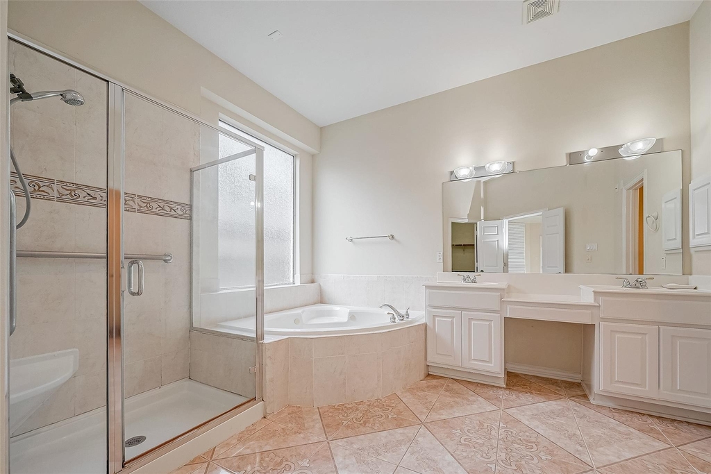 14314 Jaubert Court - Photo 36