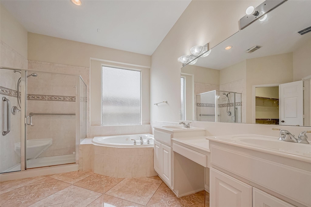 14314 Jaubert Court - Photo 38