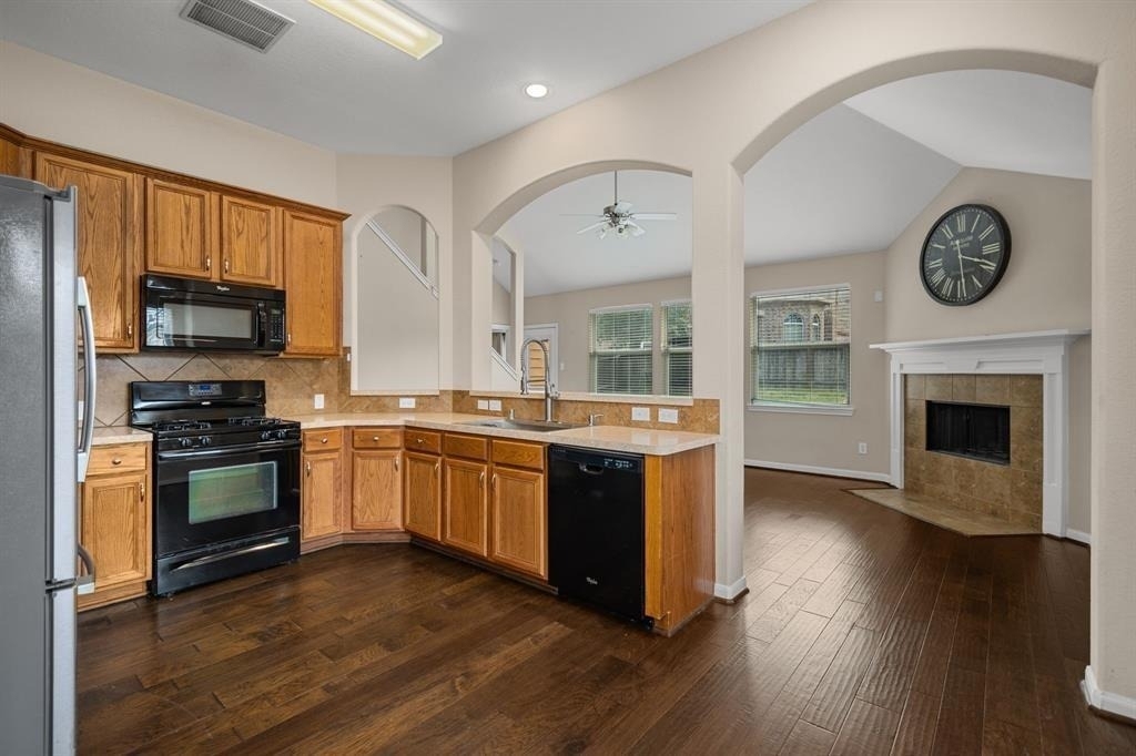 1007 Summer Wood Boulevard - Photo 6