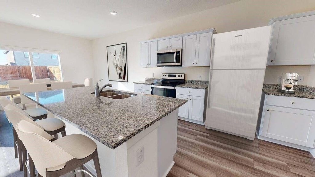 8311 Vacek Crossing Way - Photo 4