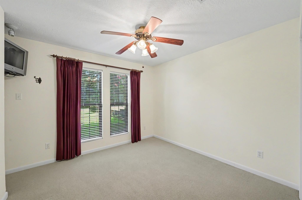 122 Warbonnet Drive - Photo 13