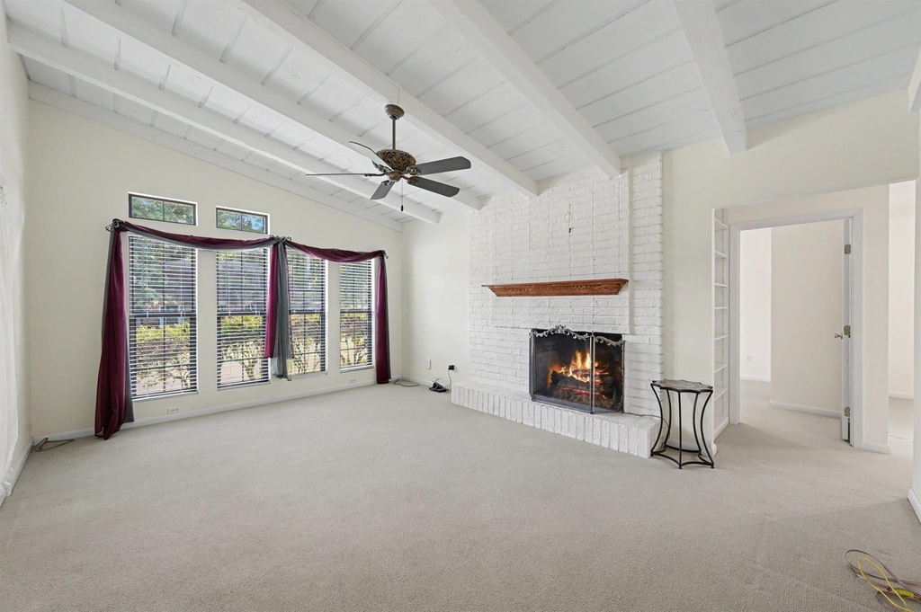 122 Warbonnet Drive - Photo 5
