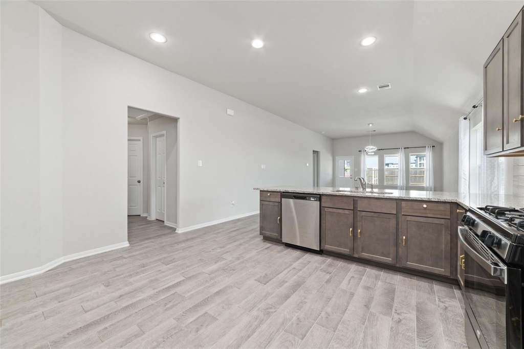 3202 Dawn Redwood Lane - Photo 7