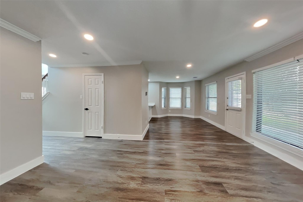 8510 Canyon Pine Drive - Photo 4