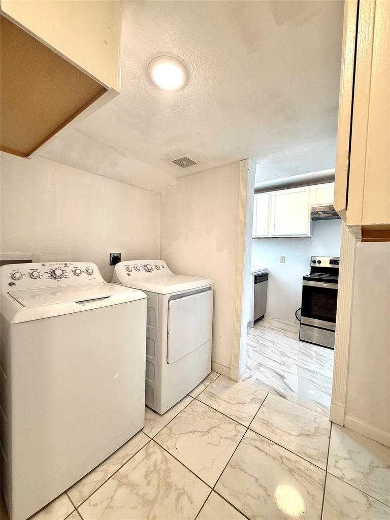 421 Sidney Street - Photo 7