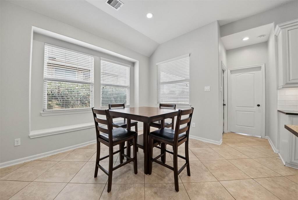 8922 Pinenut Drive - Photo 12