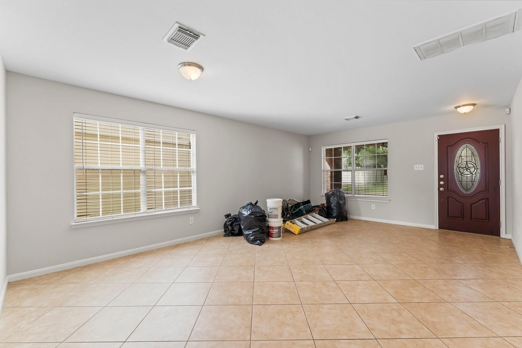 29554 N Legends Bend - Photo 16