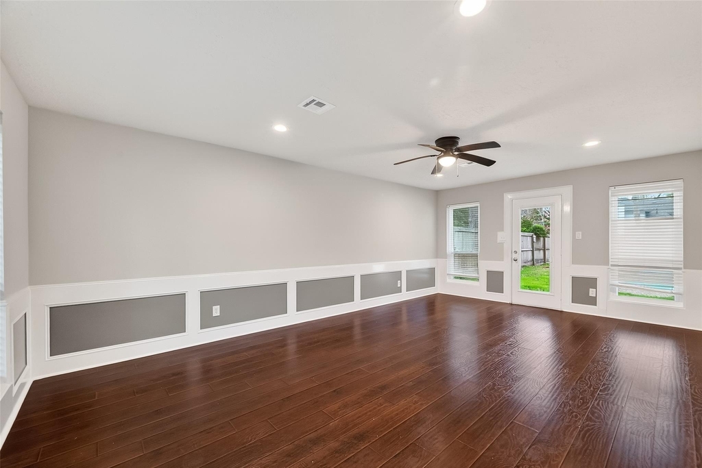 2402 Oak Shores Drive - Photo 5
