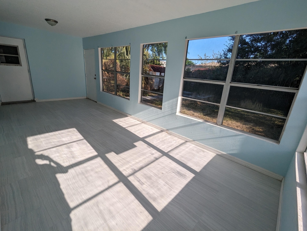 2443 Mercury Drive - Photo 9