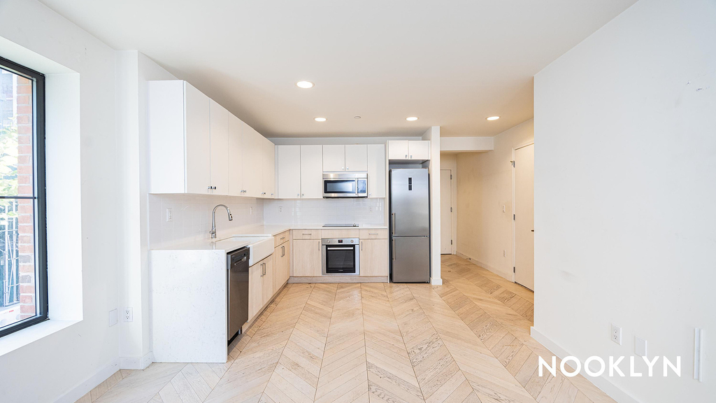 144 West St - Photo 2