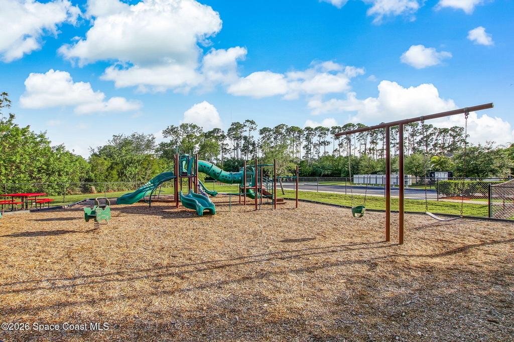 3254 Burdock Avenue - Photo 24