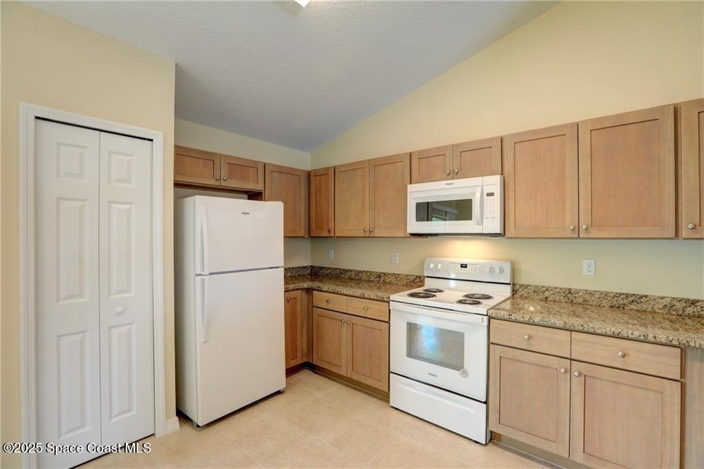 8966 101st Avenue - Photo 15