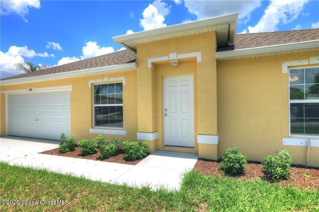 8966 101st Avenue - Photo 4