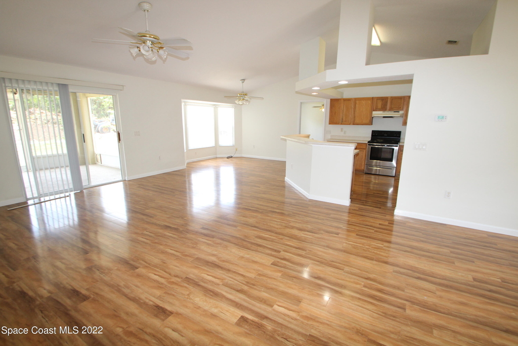 1738 Loquat Court Nw - Photo 12