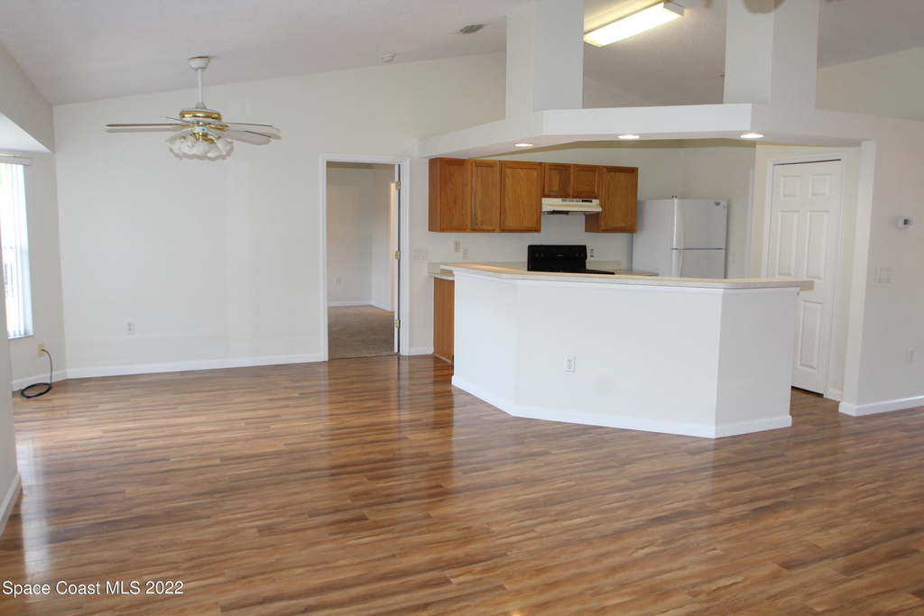 1738 Loquat Court Nw - Photo 11