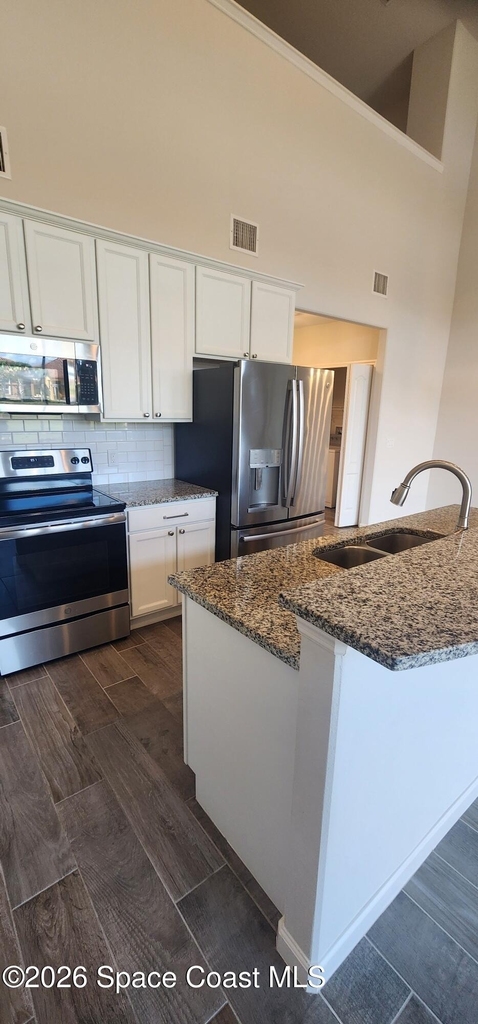 92 Clemente Drive - Photo 13