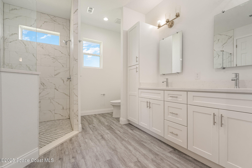 3187 Topsey Avenue Se - Photo 12