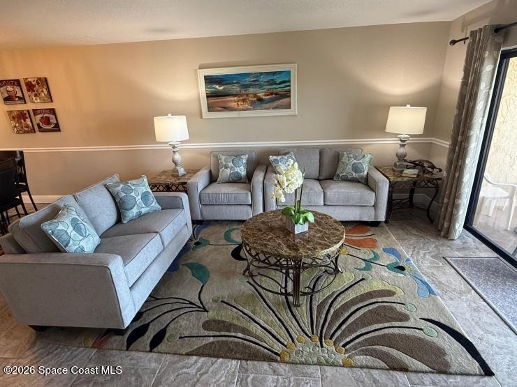 7520 Ridgewood Avenue - Photo 3