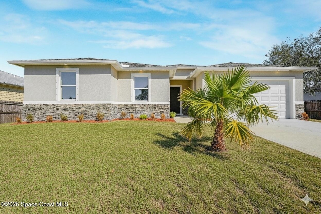 1319 Schneider Street Sw - Photo 0