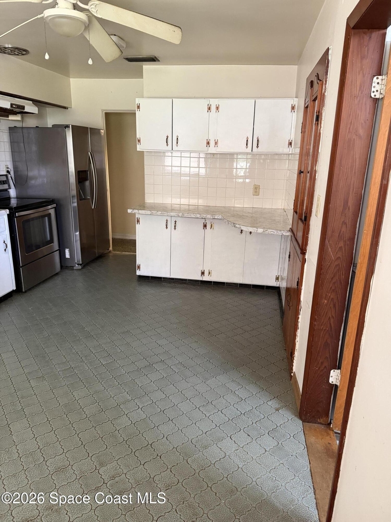 1601 Virginia Drive - Photo 6