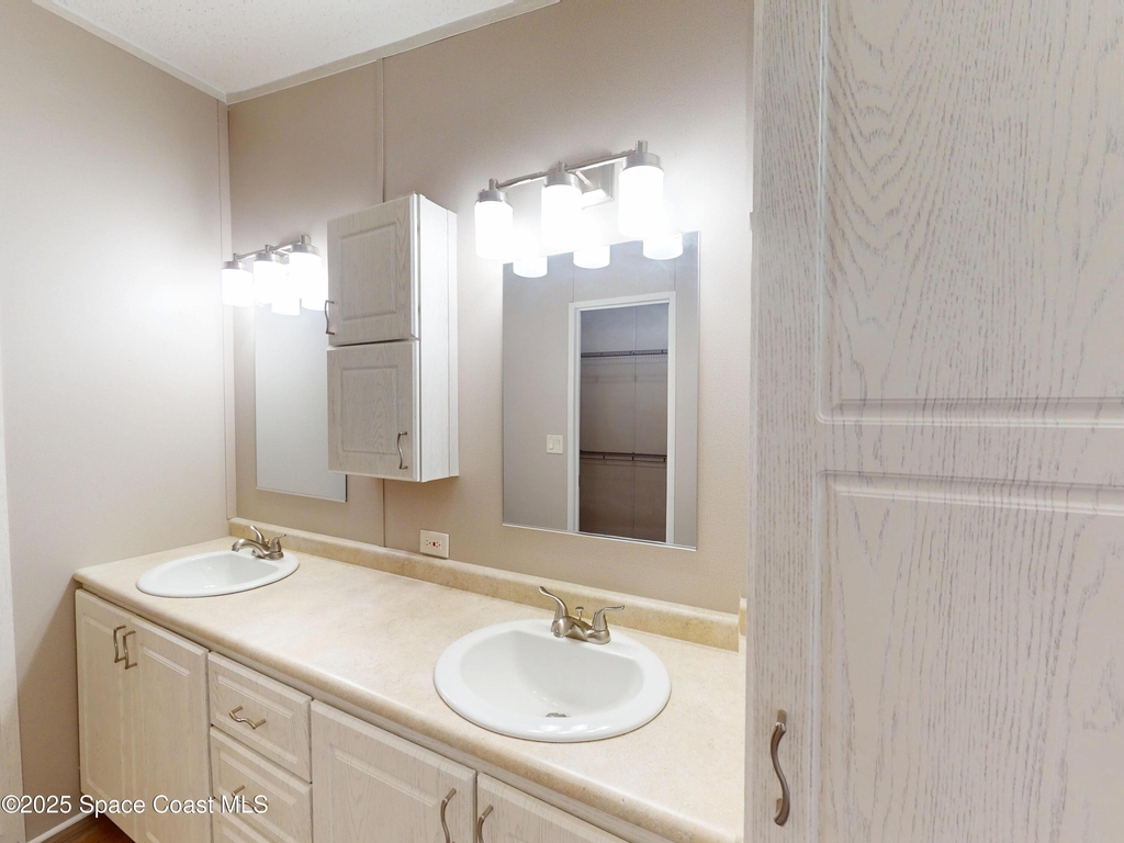 709 Lark Drive - Photo 22