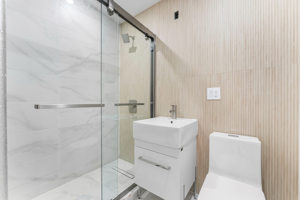 1578 3rd Avenue - Photo 6