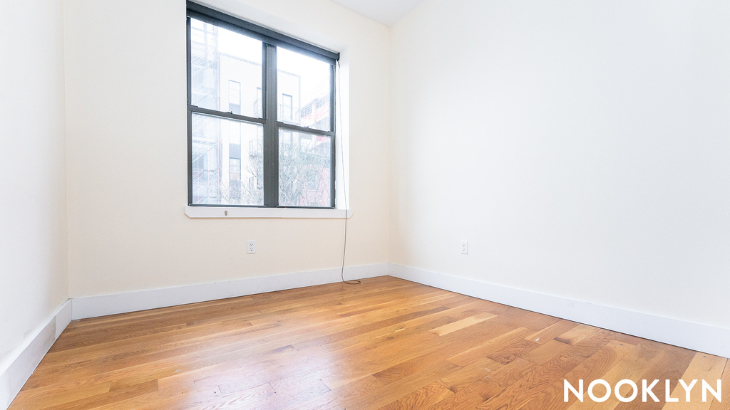 595 Myrtle Ave - Photo 7
