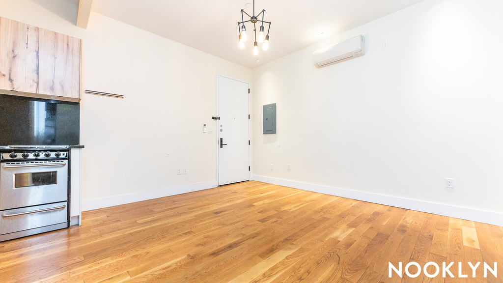 595 Myrtle Ave - Photo 3