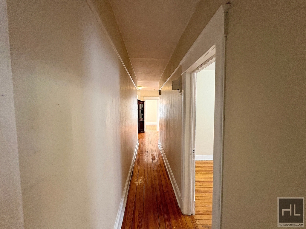 Mclean Avenue - Photo 12