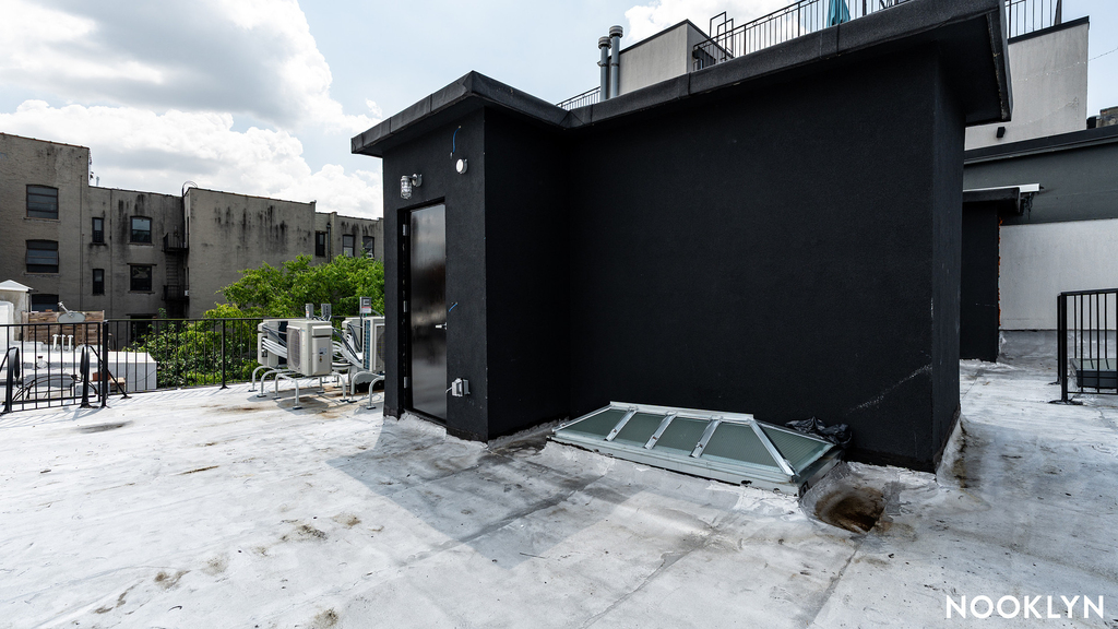 157 Havemeyer St - Photo 2