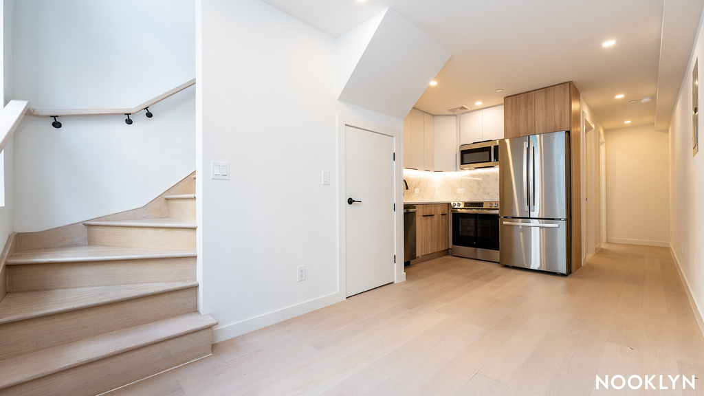 157 Havemeyer St - Photo 12