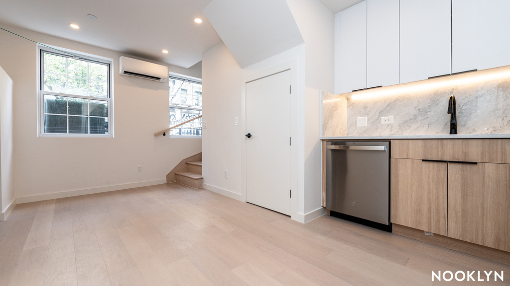 157 Havemeyer St - Photo 14