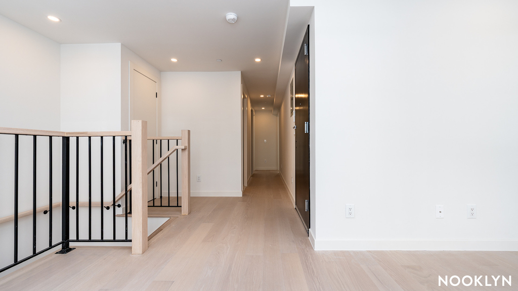 157 Havemeyer St - Photo 8