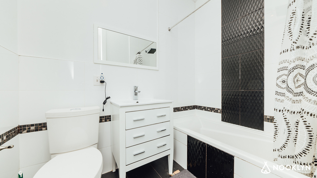 31 Montrose Ave - Photo 9