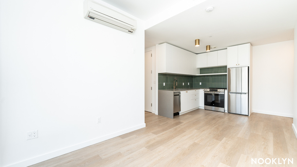 527 Grand Ave - Photo 13