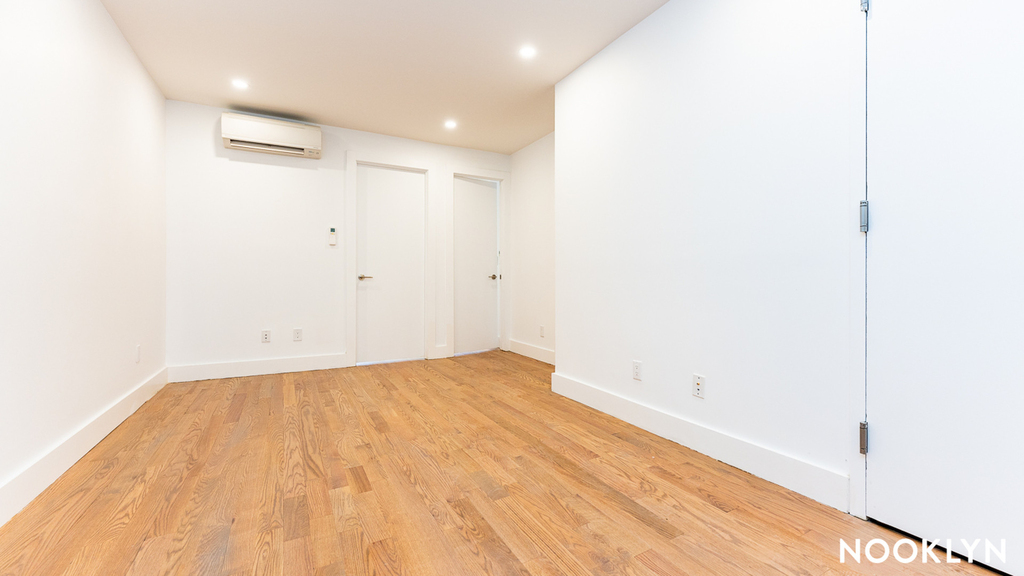 435 DeKalb Ave - Photo 16