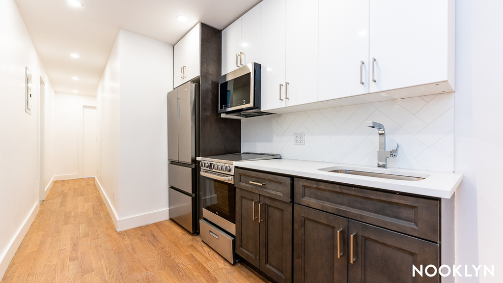 435 DeKalb Ave - Photo 15