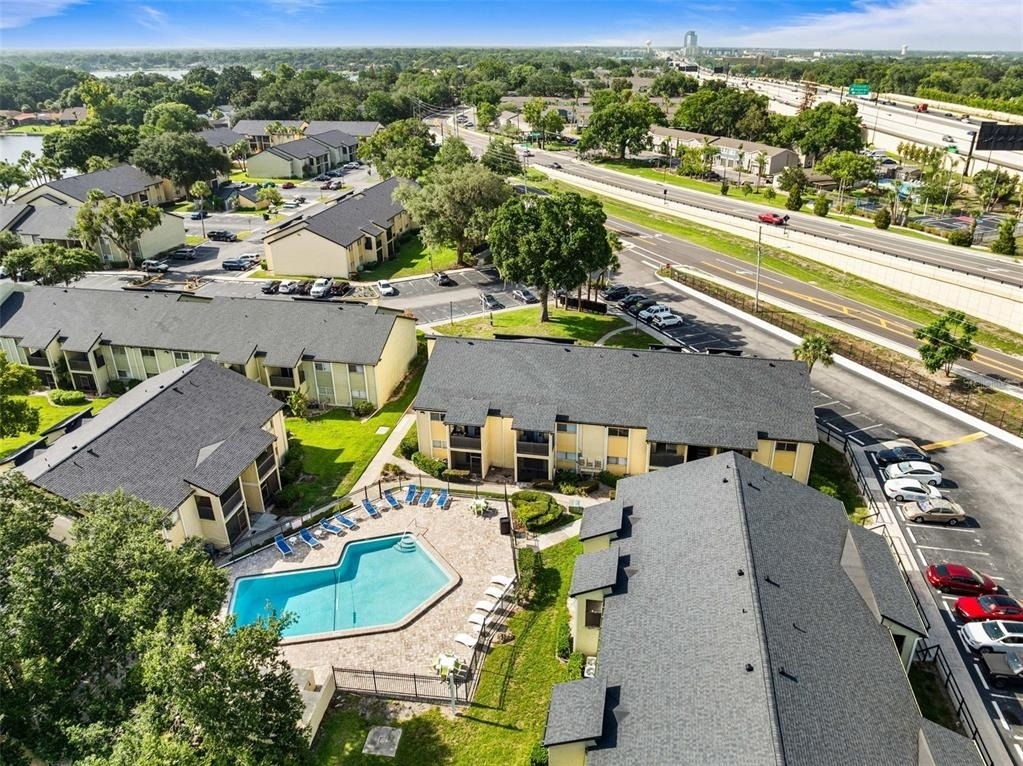 910 Lake Destiny Road - Photo 30