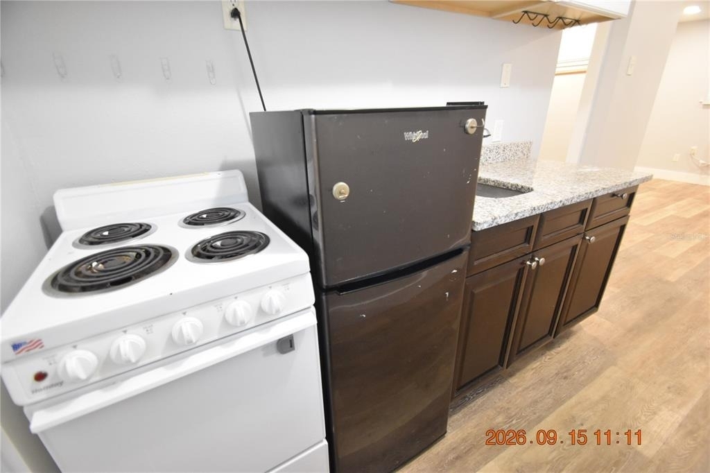 3201 30th Street N - Photo 10