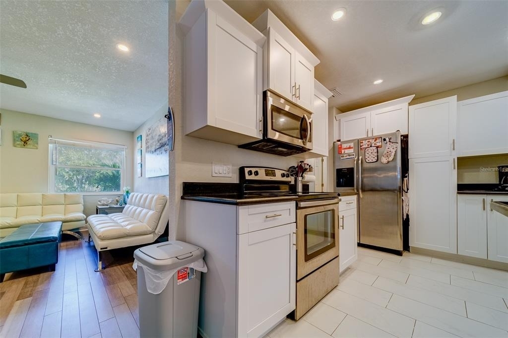 11472 Park Boulevard - Photo 10