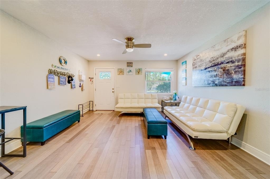 11472 Park Boulevard - Photo 1