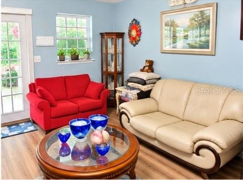1221 Jann Avenue - Photo 8
