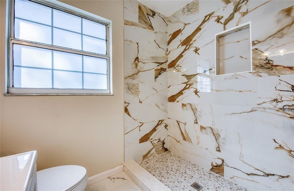 6704 Interbay Boulevard - Photo 5
