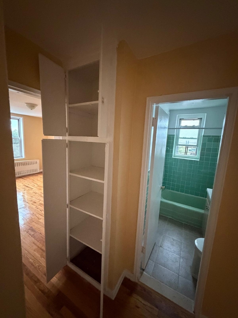114 Street - Photo 2
